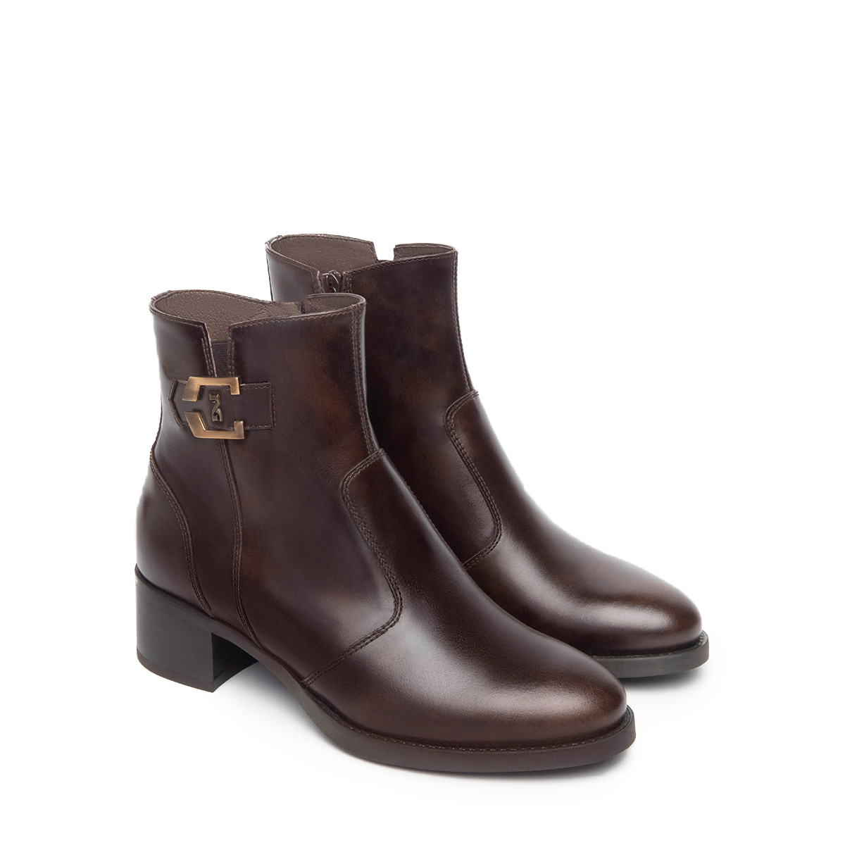 I308232D_testadimoro_02