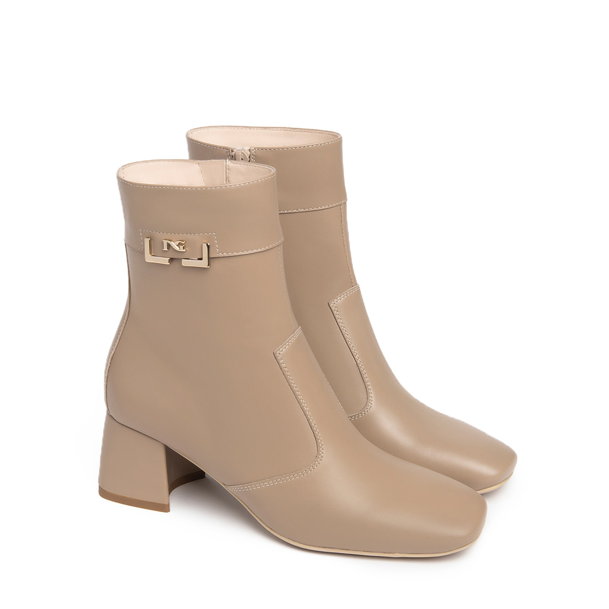 I308655DE_tortora_02