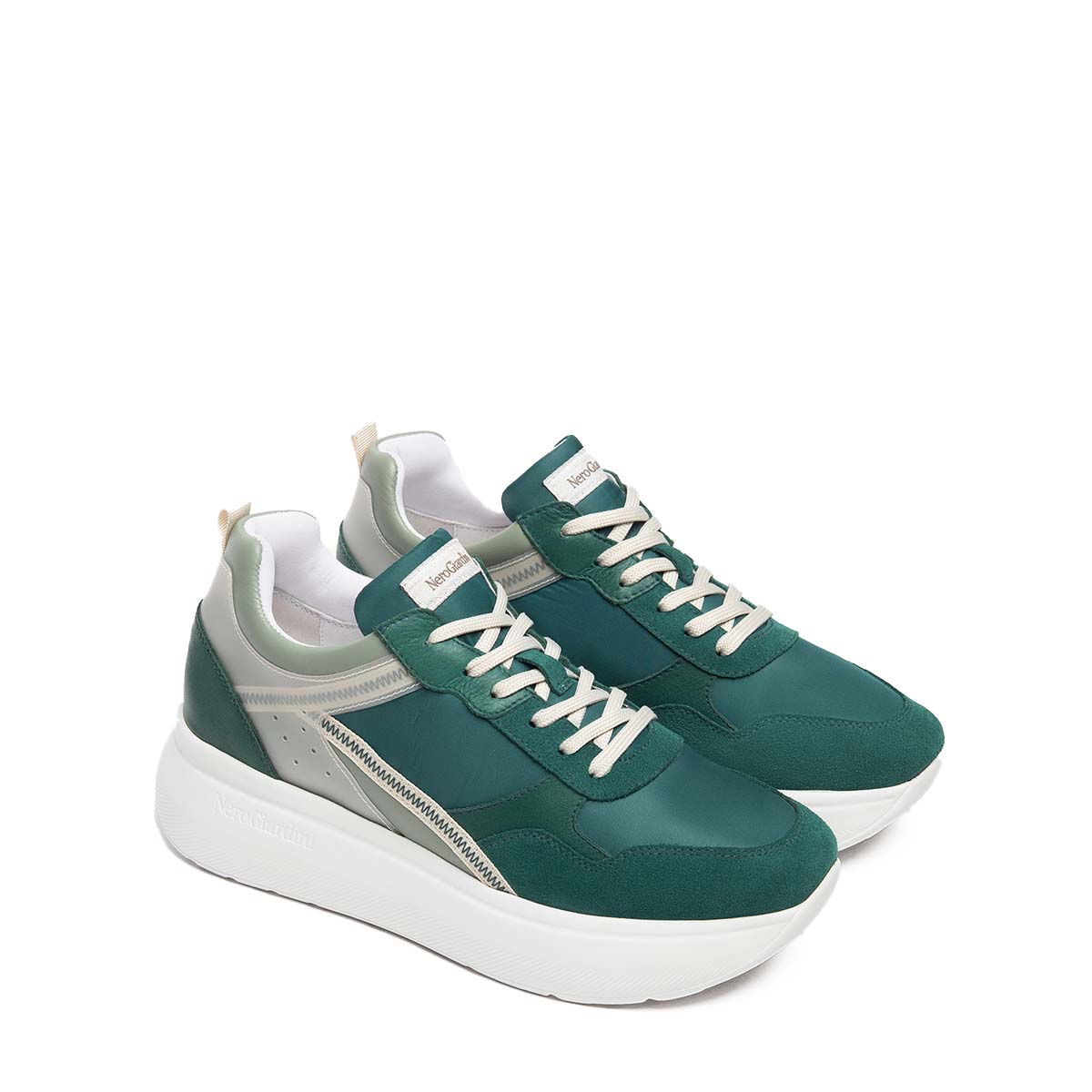 E306386D_quadrifoglio_02